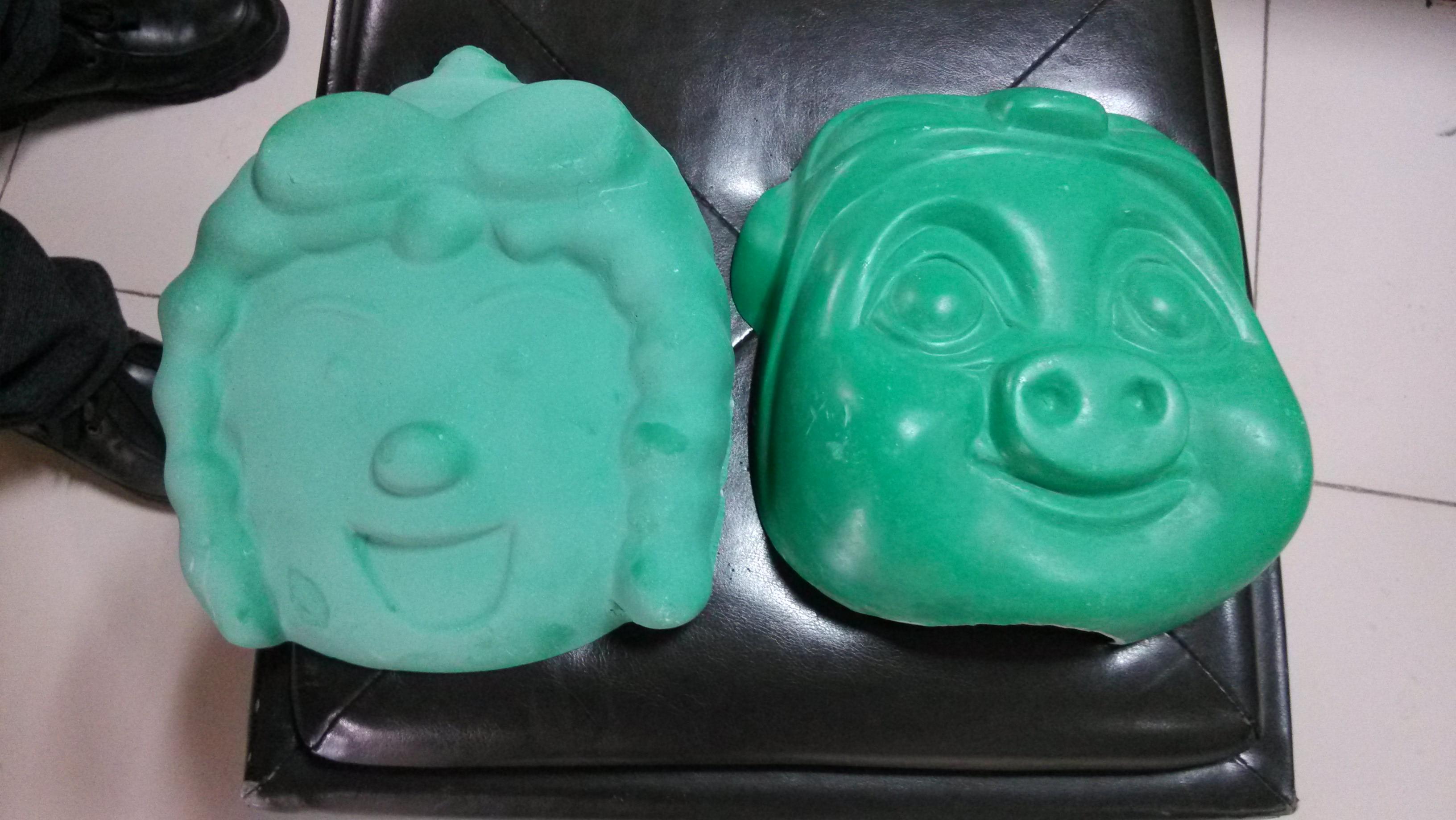 玻璃钢喷砂脱膜除蜡清理